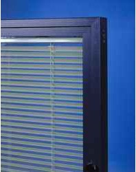 biombo de cristal doble con persiana